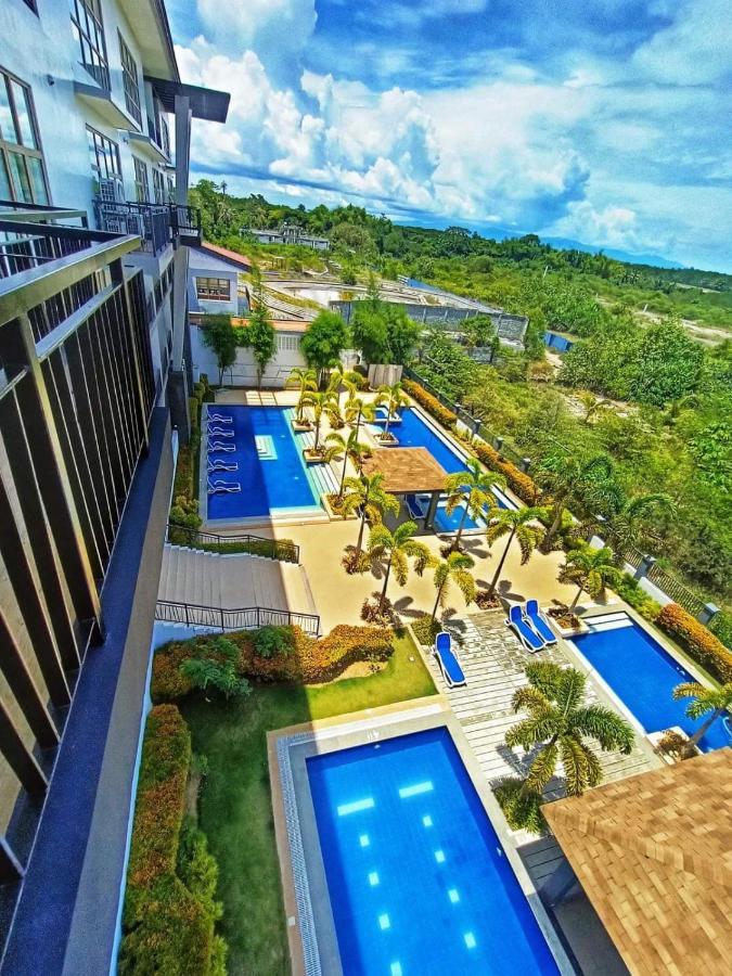 Crown Hotel At Harbour Springs Palawan Managed By Enderun Hotels Puerto Princesa Exterior photo