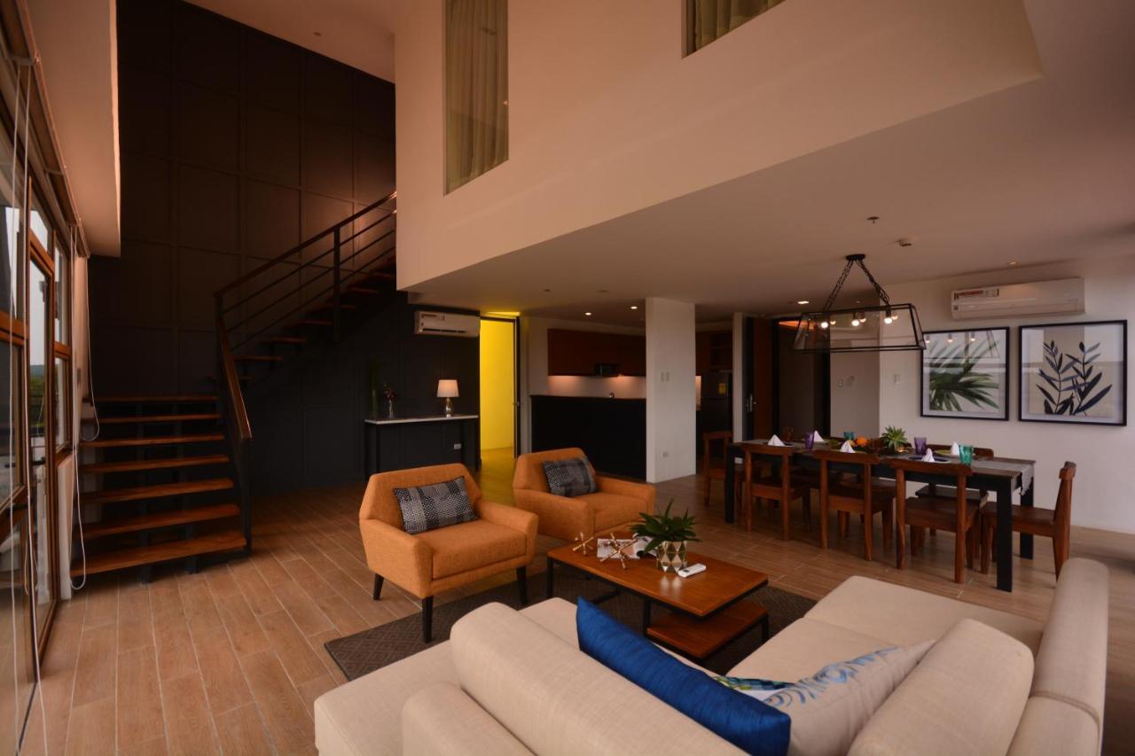 Crown Hotel At Harbour Springs Palawan Managed By Enderun Hotels Puerto Princesa Exterior photo