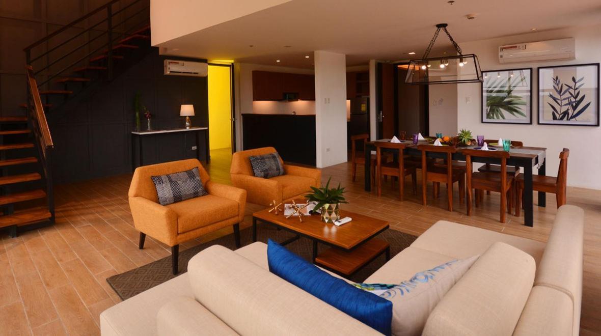 Crown Hotel At Harbour Springs Palawan Managed By Enderun Hotels Puerto Princesa Exterior photo