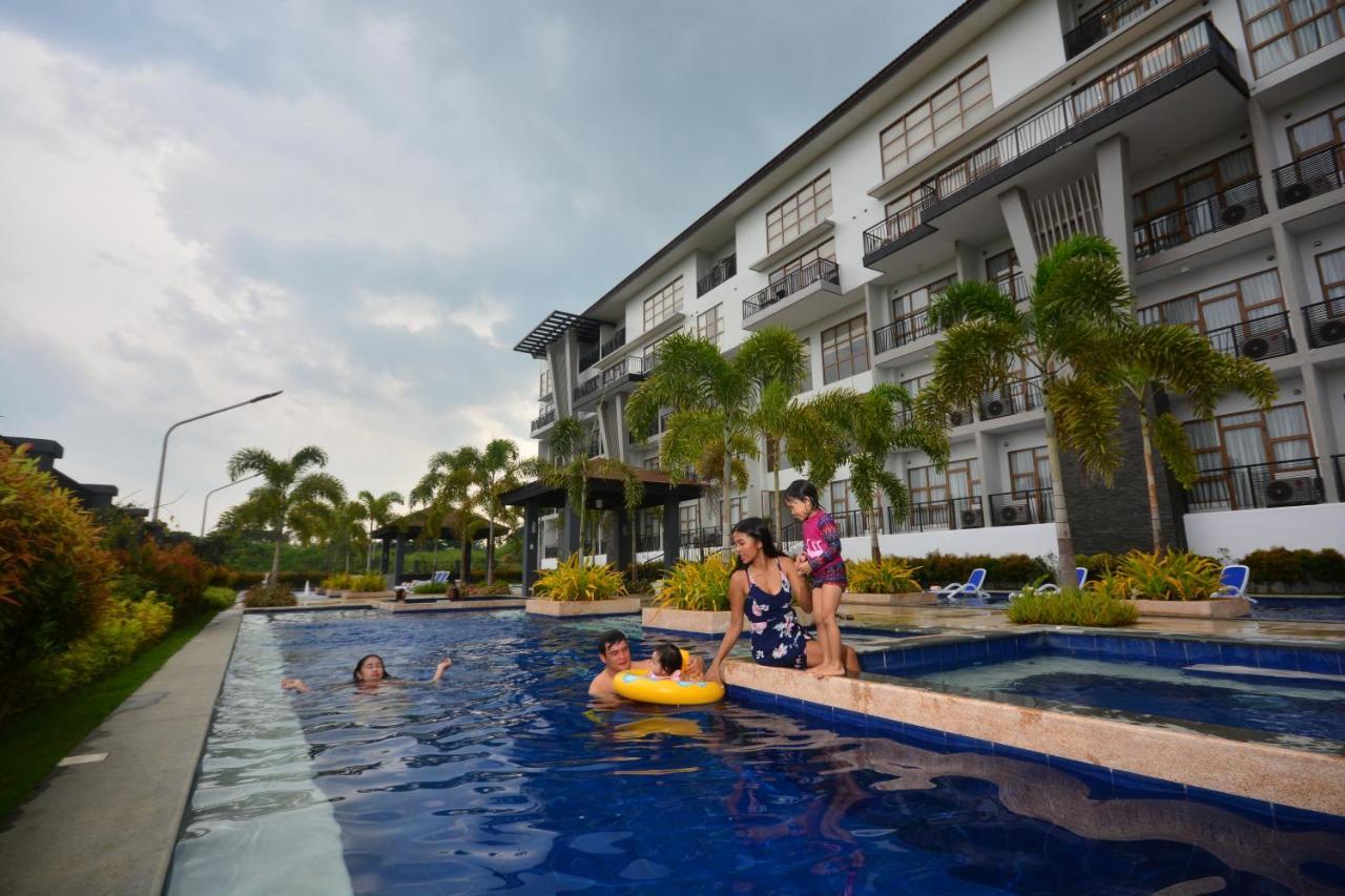 Crown Hotel At Harbour Springs Palawan Managed By Enderun Hotels Puerto Princesa Exterior photo