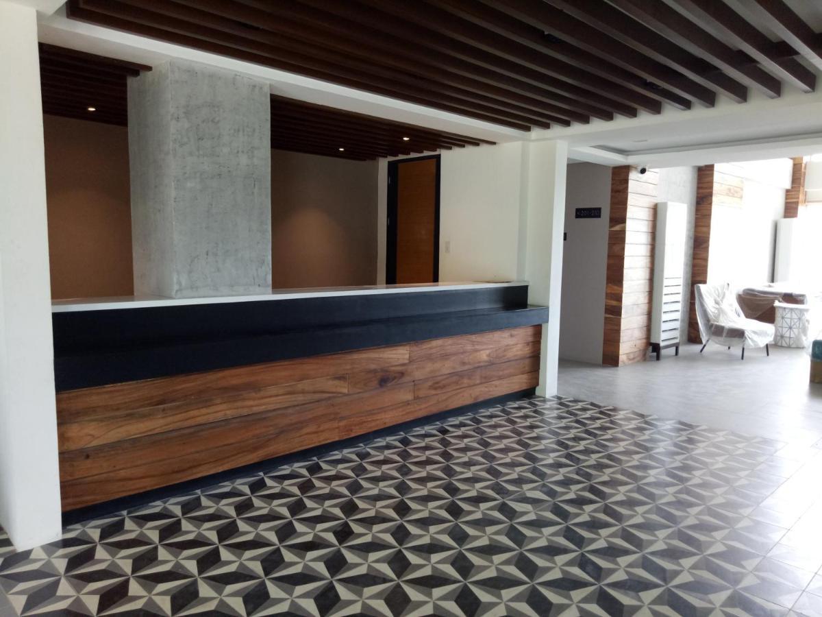 Crown Hotel At Harbour Springs Palawan Managed By Enderun Hotels Puerto Princesa Exterior photo